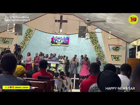 TAZAMA KWAYA ILIVYOIMBA KABLA YA MWAKA MPYA 2025 KANISA LA FREE PENTECOST CHURCH FPCT