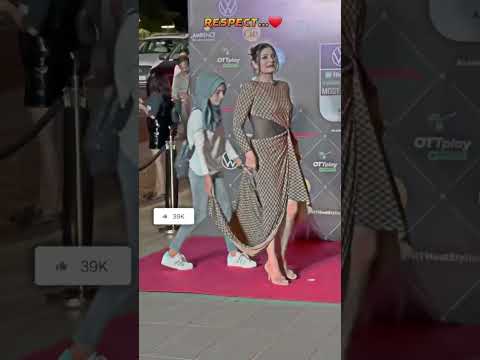 Respect Hijabi Girl Wait For End Respect Hijab Shorts Viral Bollywood Girl