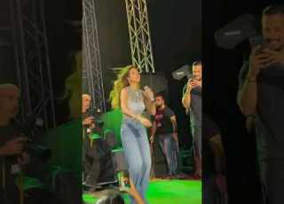  نانسي عجرم تغني بدنا نولع الجو بحفلها اليوم في مهرجان بيبلوس الدولي