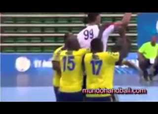  أطول لاعب كرة يد في العالم مترين25 سم في منتخب مصر