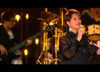  Daniela Romo Para Soñar Quiero Amanecer Con Alguien Adelante Corazón Yo No Te Pido La Luna