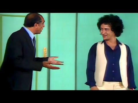 محمد نجم يخرج عن النص ويضحك بجد لما سأله اقعد على الكرسي ازاي صريخ ضحك يخربيتك مش عارفين نشتغل