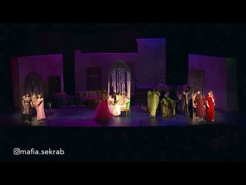 هلا يا مكحل عيونه