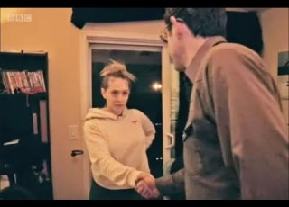  Louis Theroux Very Sad As He Breaks Silence On Death Of Porn Star Kagney Linn Karter