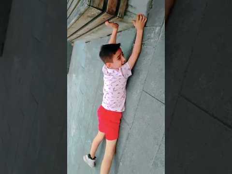 ساعدني بابا