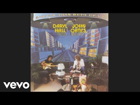 Daryl Hall John Oates Rich Girl Official Audio