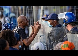 Afrique Du Sud Durban évacue Des Migrants Craignant Des Violences Xénophobes