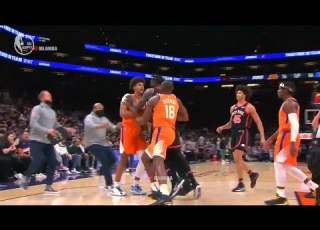 Julius Randle Got Ejected After This Scuffle With Cameron Johnson