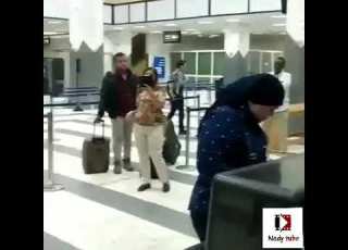 عزف جميل من اجانب سائحين في اسوان