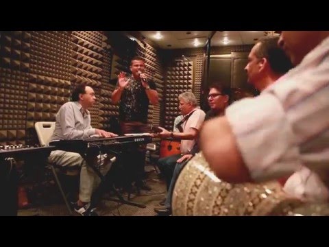 Amr Diab Ahla W Ahla Studio Rehearsal Part 1 عمرو دياب بروڤة البوم أحلى وأحلى