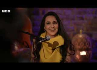 Raana Part On Yalda Night Party With BBC قطعه رعنا قسمتی از مهمانی یلدا در بی بی سی فارسی ۱۴۰۴