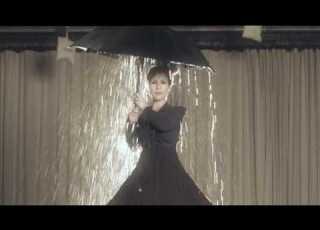 Hannah Schneider Raindrops