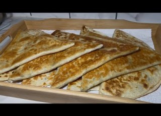  Crispy Afghan Bolani In 5 Minutes Afghan Flatbread Potato Leak Filling