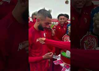  نادي الوداد يحتفل بعيد ميلاد زياش بطريقة مميزة حكيم زياش الوداد WAC ديما وداد المغرب
