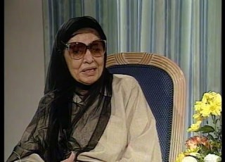 مقابلة عائشة عبدالرحمن بنت الشاطئ مع محمد رضا نصرالله في برنامج هذا هو عام 1994م