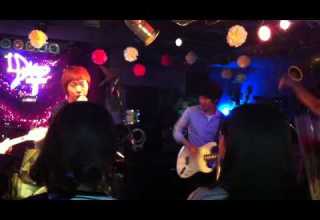 빵꾸 그리움만 쌓이네 레이지본