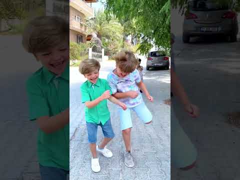 الاخ سند عندي اخ واخت خبروني كام اخ عندكن حبايبي Family Sultanfayzo