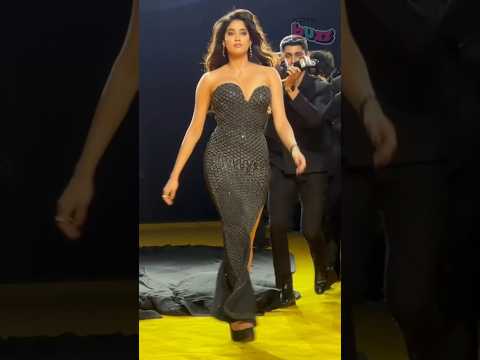 Janhvi Kapoor And Tamanna Katoch Set The Ramp On Fire At LFW 2025 Who Slayed The Ramp The Best