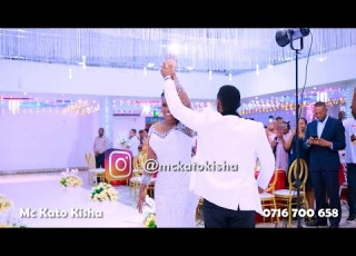 ONENI MUME ANAVYOTAMBA NA MKE WAKE HADI WIVU TUNAONA HUKU NDOA RAHA SANA USIKU WA GIDEON AND GLORY