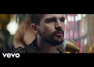 Juanes Mis Planes Son Amarte Official Video