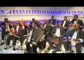 على النجيلة جلسنا مصطفى اغاني و اغاني ٢٠١٩