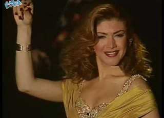 حفلة الكويت 1997 عصر المعجزات نوال الزغبي