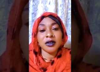 تتكلمى فى الشمبوره وزعلانه من العنوان سجمنا