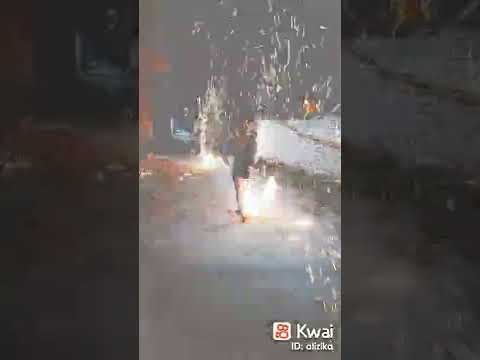 مهرجان ادهنها زيت تنطفئ