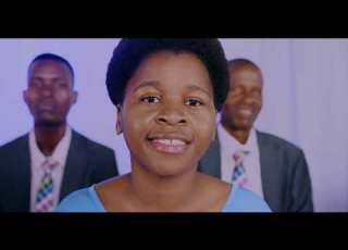  ELLEN SINGERS Ft ELISHA TANU UKATEMBEE NAMI Official Video 4k