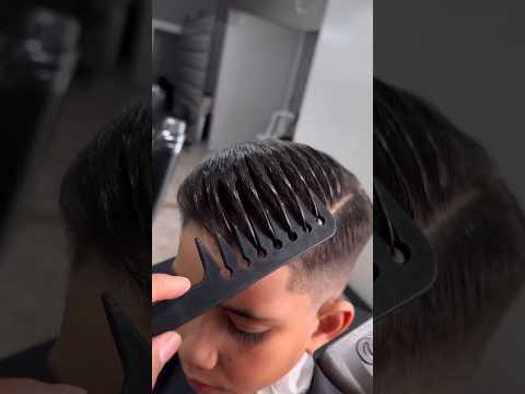 COMO FAZER CORTE BLINDADO DIMIL Barbeiro Shortsyoutube Barber Barbearia Blindado Navalha