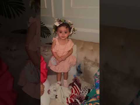 ياللي مثلها موجودين في الاحلام قولوا لي مين مثلها وعد وبس ياللي مثلها موجودين في الاحلام قولوا لي مين مثلها وعد وبس