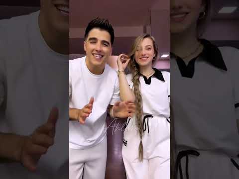 لانا أنس على اغنية عالبساطه البساطة لانا أنس على اغنية عالبساطه البساطة