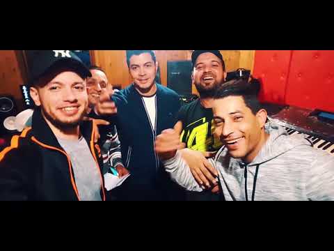 Cheb Omar Attention Ana Aandi Chakhsia Avec Amine La Colombe Officiel Video 2018
