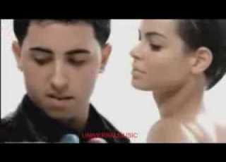  Akon Beautiful Music Video