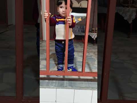 عامر أبدا مو شاطر بلعب بلكبريت