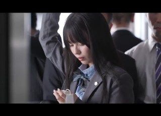  Japanese Girl Navigates Her School Life