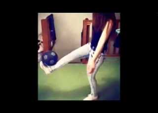  الي يحب الكوورة يرفع ايده