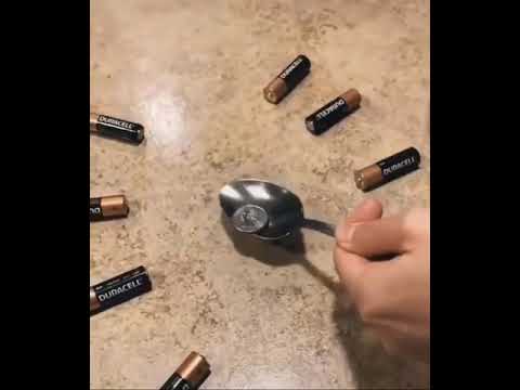 انظر الى جاذبية المغناطيس