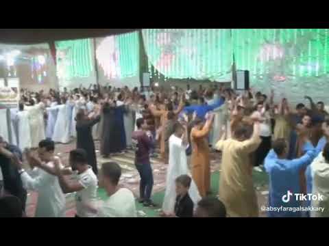 لما تروح فرح وتسقف بس وييجى فرحك