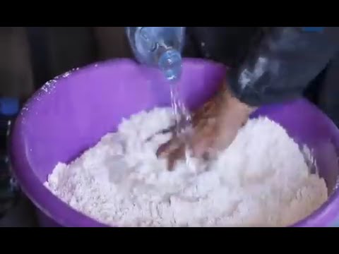 كيفية تحضير خبز المرقوق في المنزل