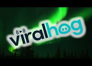  Northern Lights Dance Over Alaska ViralHog