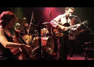 Shalvas Nefolet Nemushot Live Tmuna שלווס נפולת נמושות