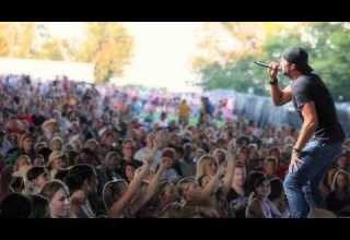 Country Girl Shake It For Me Official Live Video