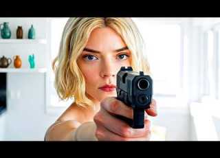  After Discovering Her Father S Dangerous Secret She S Hunted By The Police And Her Husband Sudde