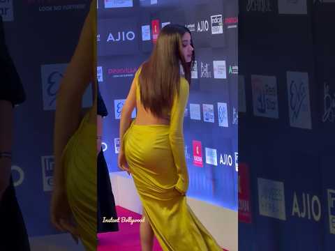Janhvi Kapoor In A Yellow Dress At Pinkvilla Style Icon Awards Pinkvilla Janhvikapoor Bollywood