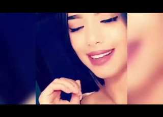 فتاة سوريه تغني اخيرا قالها