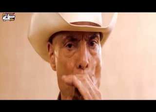 مأمور سجن مجنون بيربط المساجين من أمعائهم The Human Centipede 3