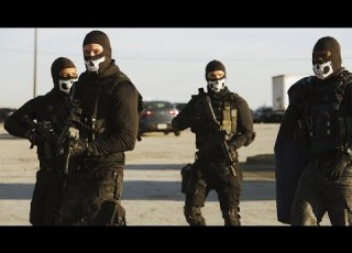  ظباط قوات خاصة حظهم حلو بيقبضوا علي اخطر عصابة في امريكا بالصدفة L ملخص فيلم Tactical Force