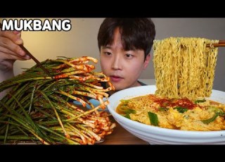 갓담근 파김치 분식집라면 먹방 Green Onion Kimchi Spicy Noodles ASMR MUKBANG REAL SOUND EATING SHOW