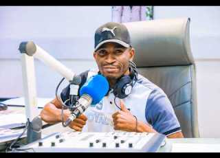  LIVE SHALULI NA DOUMBIA WAMEMUIBUA JAMHURI KIHWELU JULIO KWENYE SPORTS XTRA